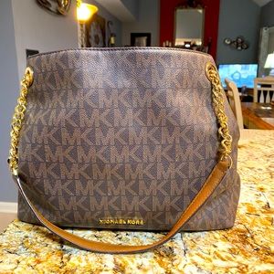 Michael Kors bag like new